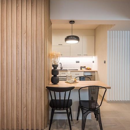 Elepoque Living Apartment Heraklion  ภายนอก รูปภาพ